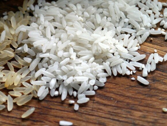 Цена на рис на международных рынках достигла самого высокого уровня за 15 лет