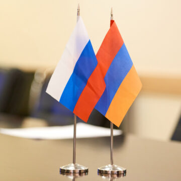 Россия Армения Россия вызвала посла Армении в связи с «враждебными мерами»