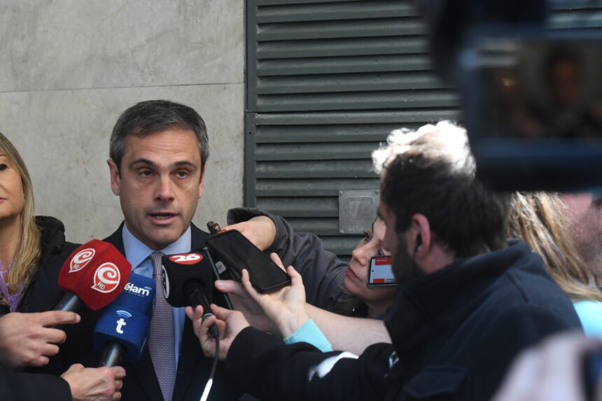 Guillermo Michel Таможня провела обыски в 18 банках в связи с утечкой 400 млн. долл. через фальшивый импорт