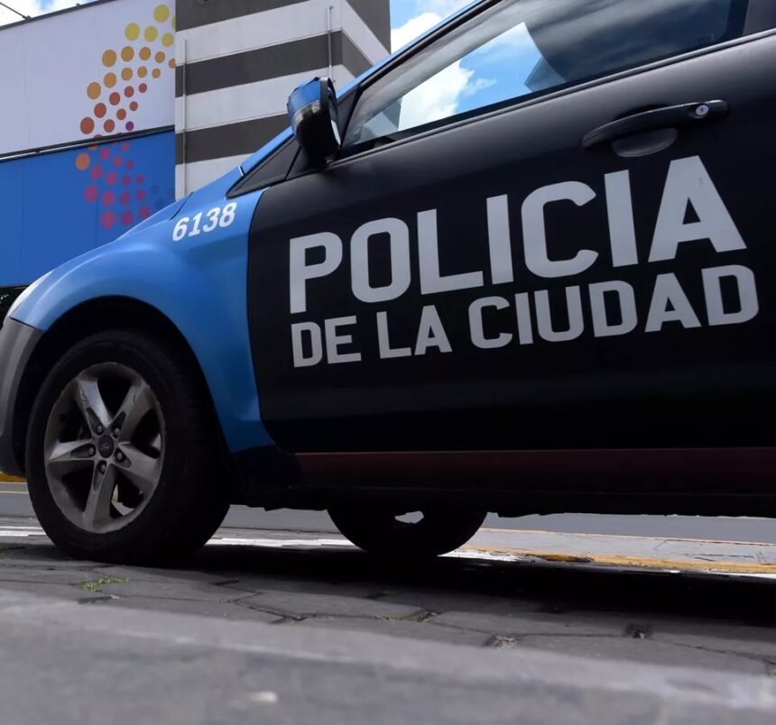 Две женщины арестованы за усыпление мужчины и угон его автомобиля