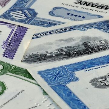 Страновой риск упал на 100 пунктов, облигации растут и аргентинские акции взлетели на 8% на Уолл-стрит