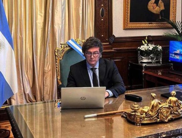Бюджет 2025: Хавьер Милей пойдет в Парламент, чтобы представить проект