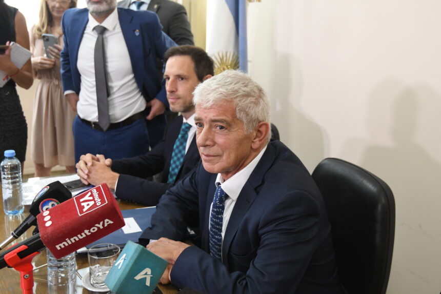 Ministro de Justicia, Mariano Cúneo Libarona фото Alfredo Ponce Правительство прибегнет к процедуре «per saltum» в отношении суда за решение, вынесенное в пользу провинции Чубут