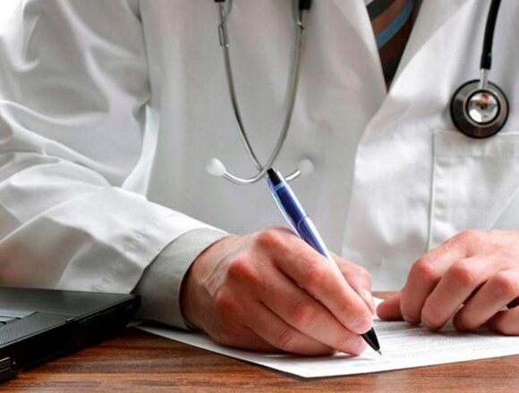 Правительство продолжает контролировать страховую медицину и предписало 56 компаниям нормализовать их работу Правительство продолжает контролировать страховую медицину и предписало 56 компаниям нормализовать их работу