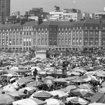 Fotos de Familia — блог из 12 000 снимков, ставший коллективным альбомом Мар-дель-Платы