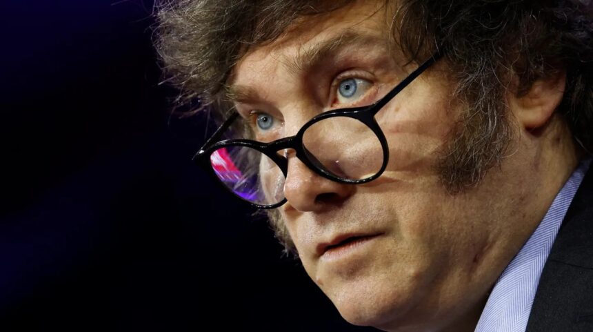 Президент Милей фото AFP-Anna Moneymaker Правительство выбрало июнь в качестве крайнего срока для отмены ограничения обменного валютного курса