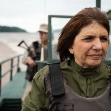Патрисия Буллрич объявила о дерегулировании  навигации, подражая Хавьеру Милею: «Бесполезные процедуры, вон»