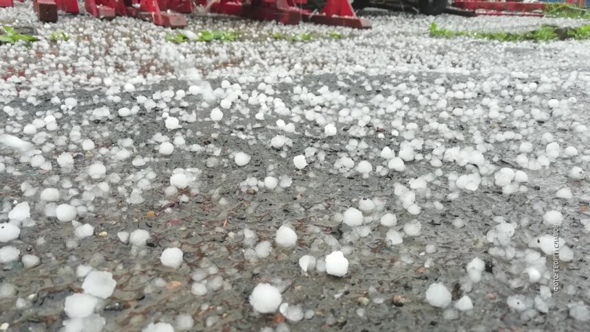 Предупреждение о штормах и граде: пострадали девять провинций