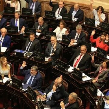 В дополнение к 165% увеличению, сенаторы дали себе бонус