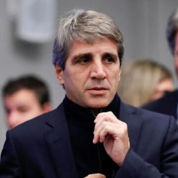 Луис Капуто отметил мартовские показатели инфляции и рассказал о мерах по «сохранению этого пути падения»
