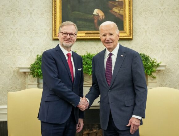 Премьер-министр Чехии в Вашингтоне Премьер-министр Чехии в Вашингтоне