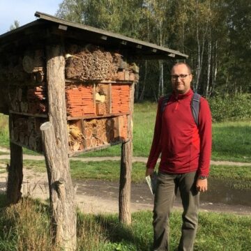 Фото Romana Joudalová - Český rozhlas Отели для насекомых, полезно для города и кампо