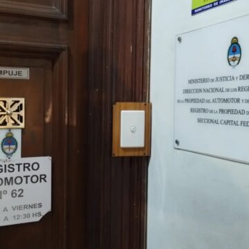 Foto NA -DAMIÁN DOPACIO Правительство «закроет» 40% автотранспортных регистрационных служб