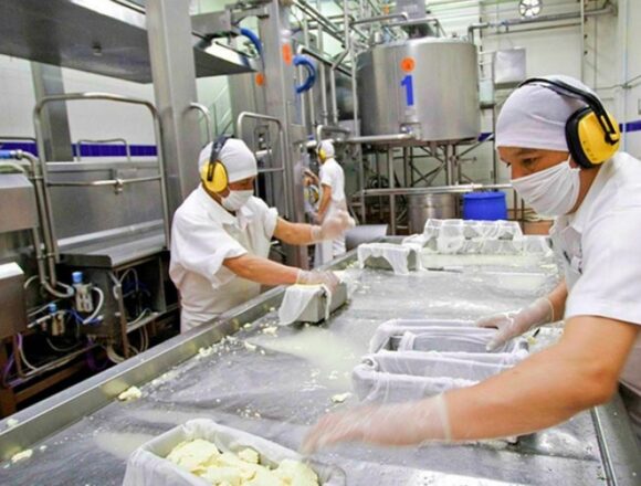 Профсоюзы пищевой промышленности угрожают возможным дефицитом продуктов