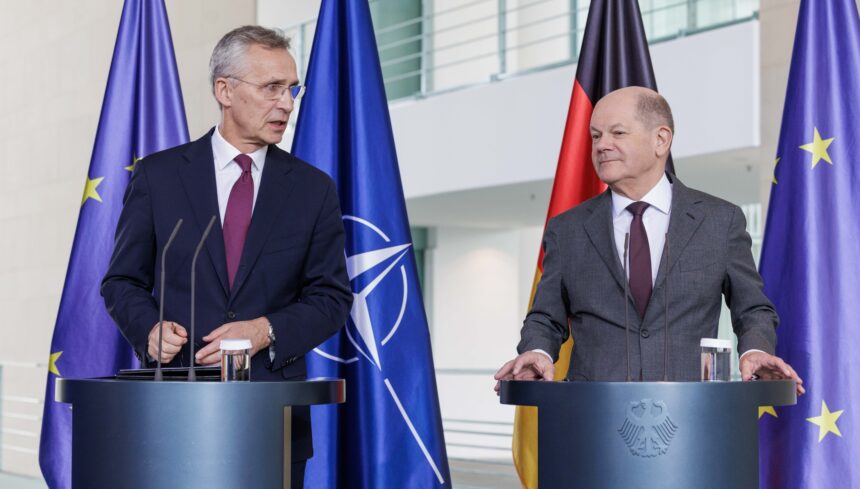 Совместные заявления для прессы Генерального секретаря НАТО Йенса Столтенберга и Федерального канцлера Германии Олафа Шольца Генеральный секретарь НАТО в Берлине