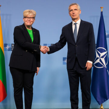 Генеральный секретарь НАТО Йенс Столтенберг встретился с премьер-министром Литвы Ингридой Шимоните
