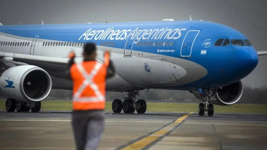 Aerolíneas Argentinas обвинила профсоюзы работников аэронавтики в том, что они причинили компании убытки в размере 500 тысяч долларов