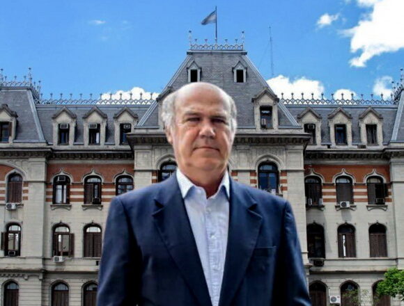 Еще одно изменение в правительстве: уволен министр сельского хозяйства Фернандо Вилелья