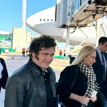 Милей отправляется в Соединенные Штаты, чтобы принять участие в конференции миллиардеров