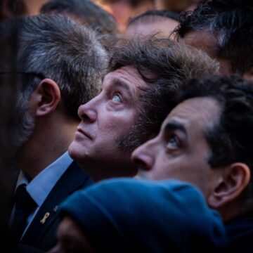 Решительное требование президента AMIA о правосудии к Парламенту: «Сколько еще десятилетий пройдет? Делайте свою работу!»