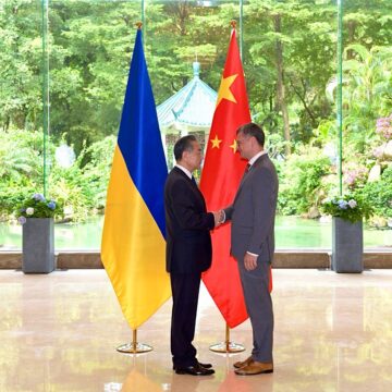 итай продолжит гуманитарную помощь Украине