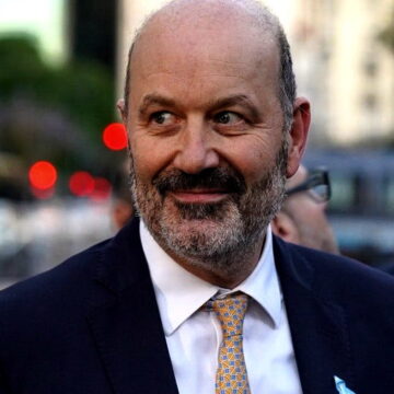 Стурценеггер объяснил новые меры по дерегулированию государства: «Народ просил, чтобы не было никаких нёкес».