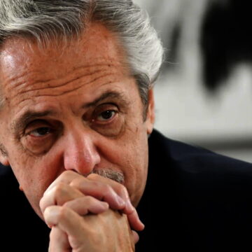 Альберто Фернандес: оправдывает своё правление, опровергает обвинения в гендерном насилии и поддерживает Кисильофа