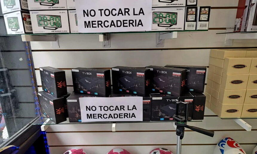 Foto Agencia Noticias Argentinas-Centro Integrado de Comando y Control Nacional del ministerio de Justicia de Brasil Полностью блокирована Сеть аудиовизуального пиратства, пятеро арестованы