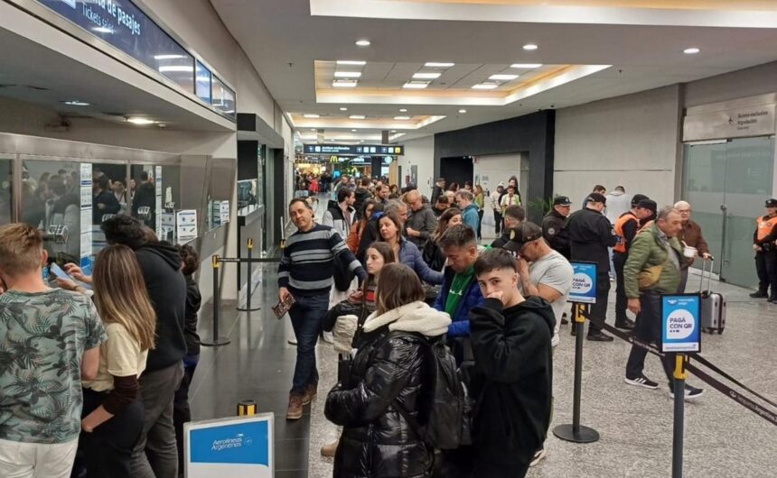 Забастовка пилотов Aerolineas: пострадало 150 рейсов и более 15 000 пассажиров