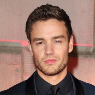 Liam Payne Лиам Пейн, бывший участник группы One Direction, погиб: он упал с третьего этажа отеля в Палермо