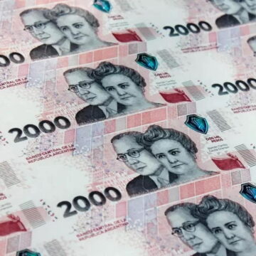 Выпуск банкнот номиналом $2000 приостановлен