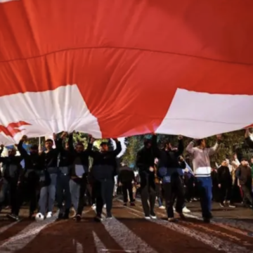 Грузинская мечта лидирует но оппозиция не признает результаты