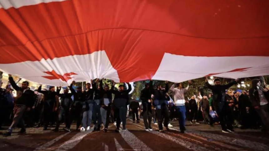 Грузинская мечта лидирует но оппозиция не признает результаты