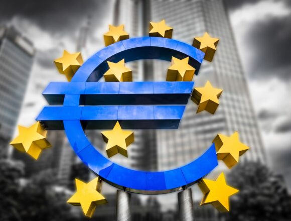 Около 70% европейцев считают, что их страна выигрывает от членства в ЕС