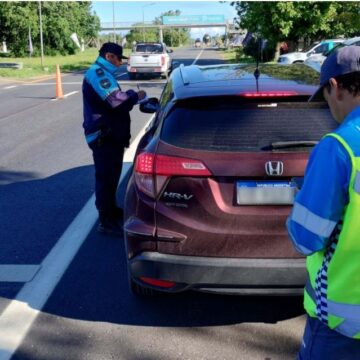 Усиленные проверки на дорогах к Атлантическому побережью в длинные выходные