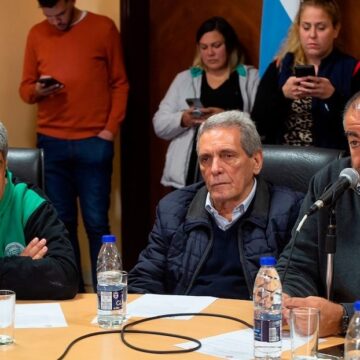 Pablo Moyano- Carlos Acuña - Héctor Daer- CGT Кризис в профсоюзном движении: Пабло Мойано покинул CGT