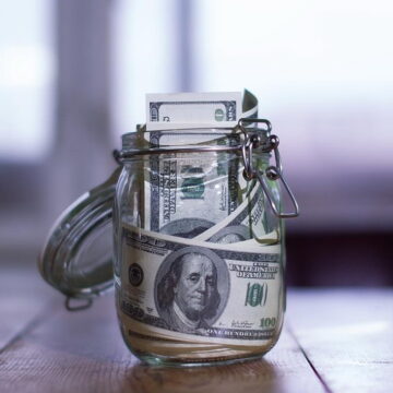 Отток Долларовых Вкладов в Аргентине: Анализ и Перспективы