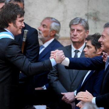 Milei y Macri Fuente NA Выборы 2025 в Аргентине: Макри подтвердил готовность PRO к союзу с LLA