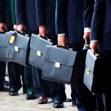 Государственные служащие: Новые правила найма