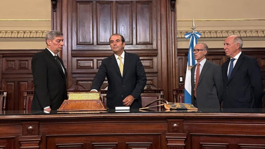 Мануэль Гарсия-Мансилья стал новым судьей Верховного суда Аргентины