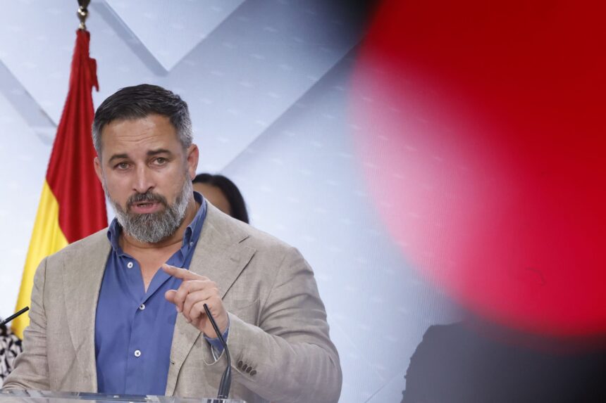 Santiago Abascal, Fuente EFE autor Javier Lizon Массовые депортации: предложение партии Vox после исламистского нападения в Австрии