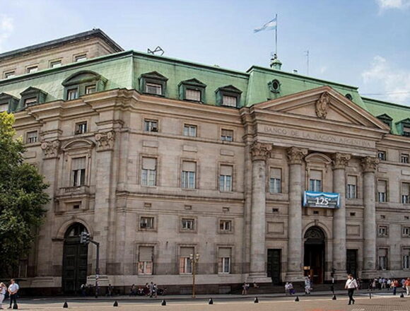 Судья приостановил указ о преобразовании Banco Nación в общество ограниченной ответственности