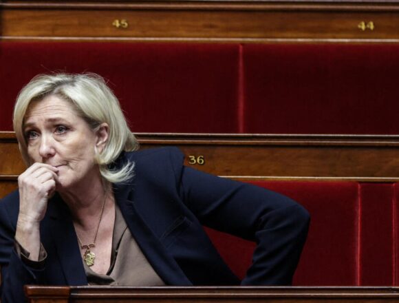 Марин Ле Пен признана виновной в растрате средств Европарламента