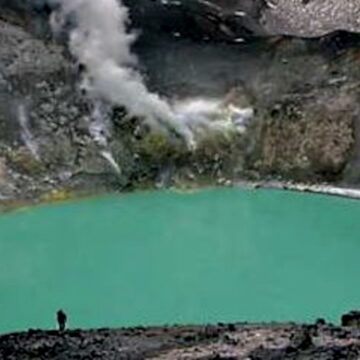 el volcan Tupungatito Вулкан Тупунгатито угрожает Мендосе и Чили: предупреждение о землетрясениях и извержении