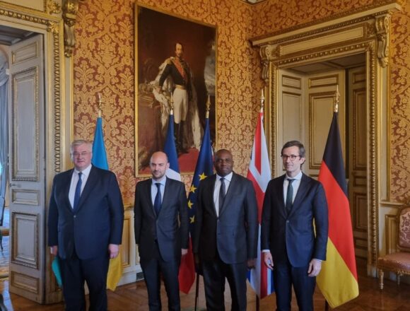 Когда орел колеблется, сокол взлетает: Саудовская Аравия как посредник на фоне отхода США от Украины