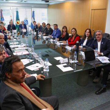 Реформы ATN и налога на топливо угрожают профициту бюджета Аргентины