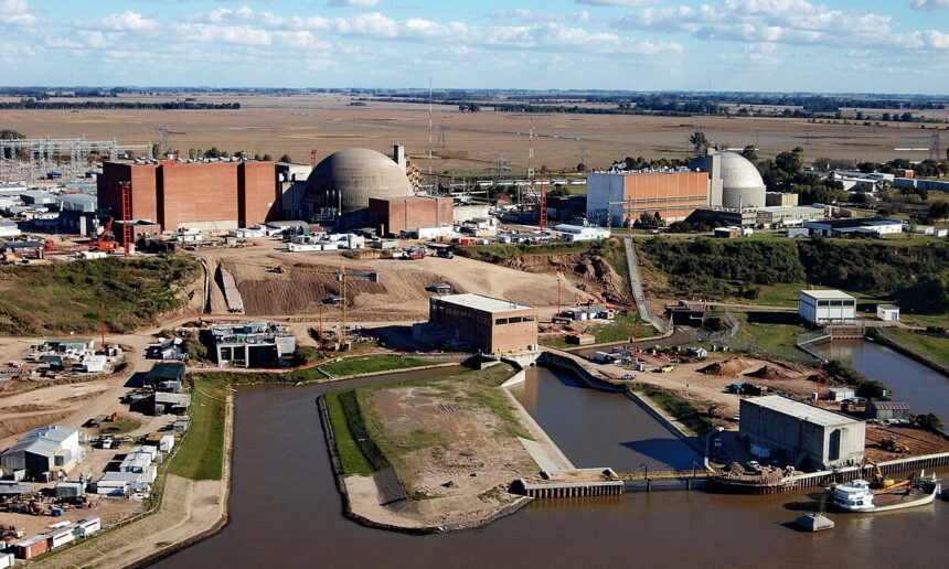 Правительство продвигает частичную приватизацию Nucleoeléctrica Argentina