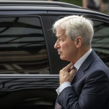 JP Morgan - reunion foto Damian Dopacio-NA Джейми Даймон возглавил встречу JP Morgan в Театре Колон