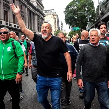 Буллрич подала в суд на Агуяра из ATE за слова «наша работа — спровоцировать кризис этого правительства»