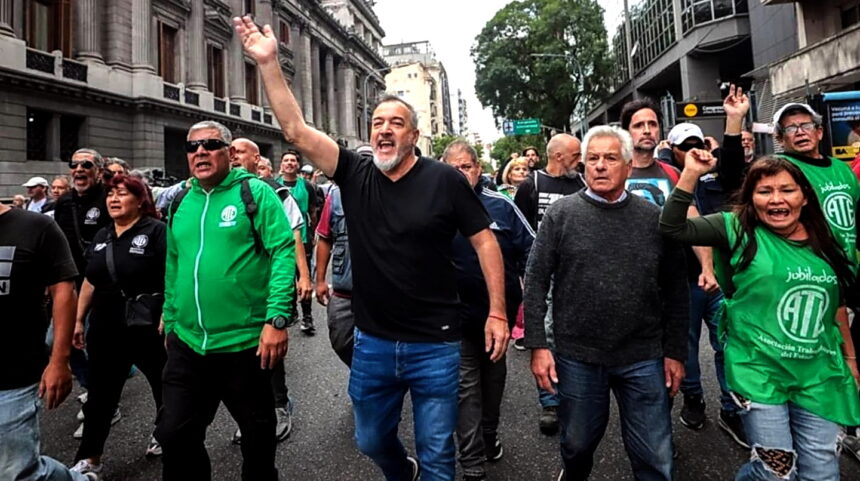 Буллрич подала в суд на Агуяра из ATE за слова «наша работа — спровоцировать кризис этого правительства»